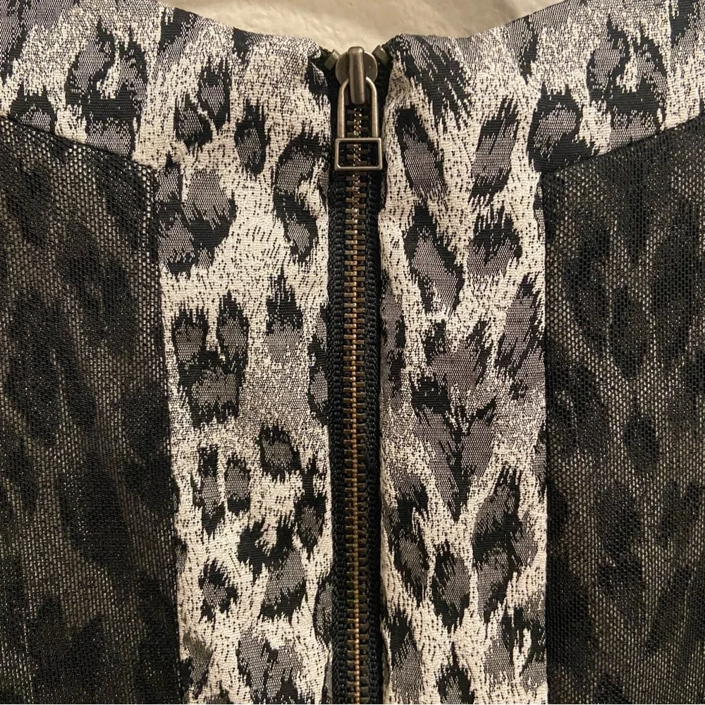TAYLOR, Sleeveless Jacquard Fit & Flare Dress, Size 2 - Picture 7 of 8